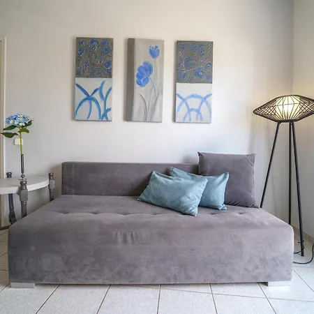 מלון דירות Rodi Blue 3*